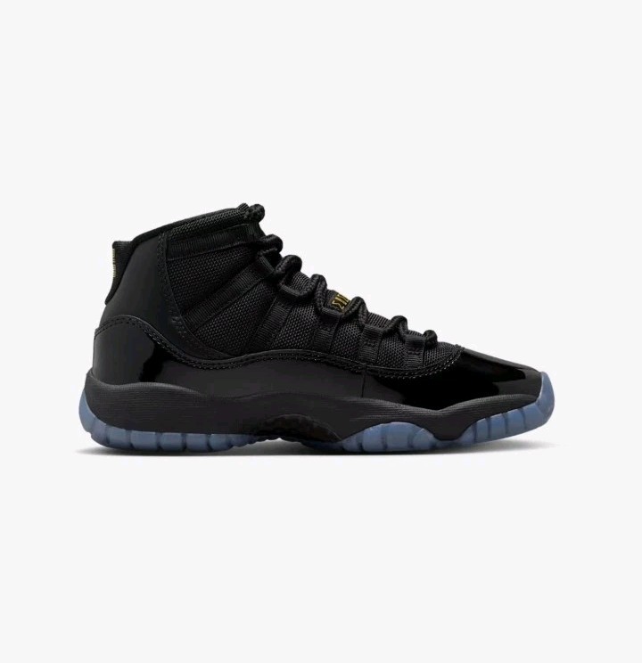 Air Jordan 11 Retro GS Black Gamma Blue Sneakers Size 6.5Y 378038-047 B-grade