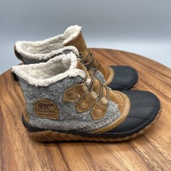 Sorel Out N About Plus Quarry Waterproof Winter Boots Youth Size 1 NY1954-052