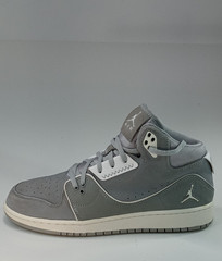 Nike Jordan 1 Flight 2 Sneakers 631784-014 Gray Youth Size 7Y