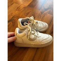 Cienta Kid Sneakers Size 28 White Beige Made in Spain Lace Up casual tennis shoe