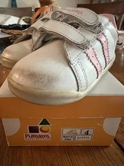Playskool Constructions Kids Sneakers US 4 White/Pink Hook & Loop Leather