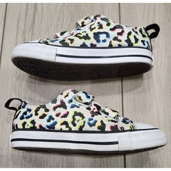 Converse Chuck Taylor All Star Kids size 9 Rainbow Leopard Print Sneakers Shoes