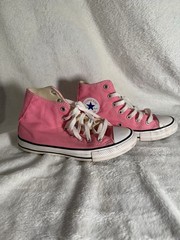 Converse Chuck Taylor All Star Pink/White High Top Canvas Lace Up US 2