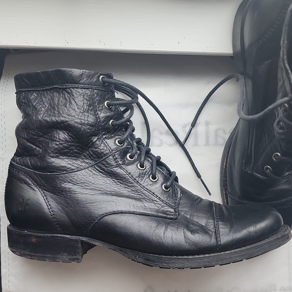 Frye Black Leather Erin Lug work Combat Boot Lace Up Youth size 14 3474314 BLK