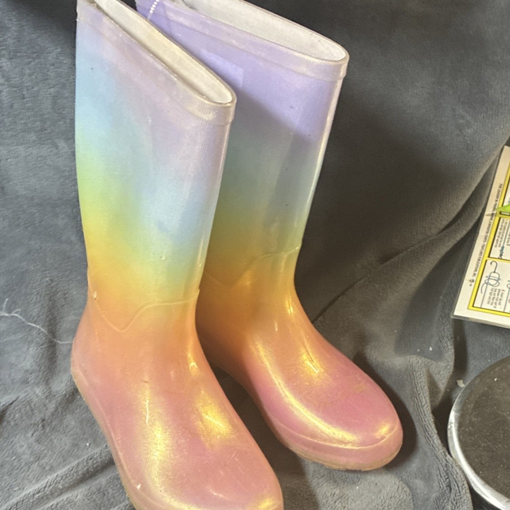 Target Kids Rainbow Ombré Rain Boots Multicolor Waterproof Pull On Size 2