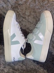 Veja Kids Hook & Loop Extra White Kids Shoe Mismatched Sneaker Size 5 In Exc Co