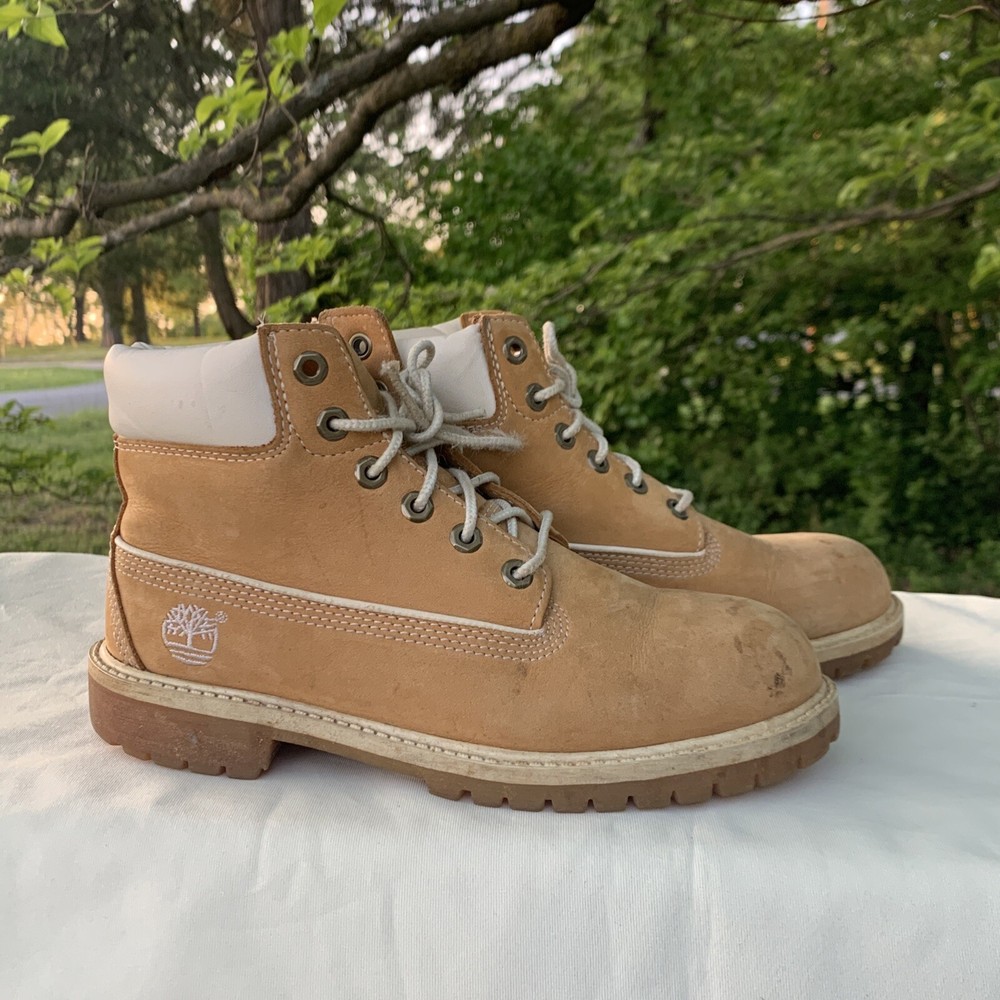 TIMBERLAND Genuine Leather White on Wheat Premium Classic Boots Size 3 ❤️sj7m40