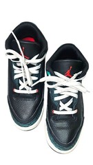 BOYS AIR JORDAN 3 RETRO_BLACK/RED-HYPER JADE -SIZE 1