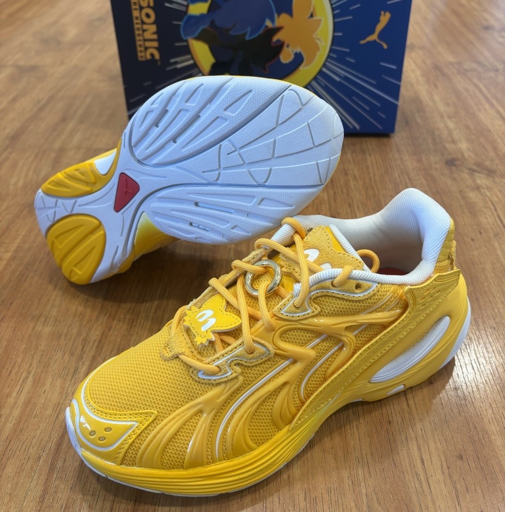 Size 6 Sonic The Hedgehog x Puma Inverse Tails 404402-01 Yellow Sizzle NEW W/box