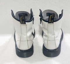 Doc Martens White Leather Kids Junior Boots Size 4M 5L US Air Wair 1460J