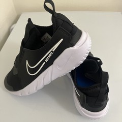 Nike Flex Runner 2 (GS) Shoes Boys Black/white Running Shoes Slip On Size 6.5Y