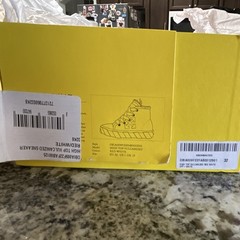 Off-White High Top Vulcanized Kids Sneakers Red/White Canvas Lace-Up EU 32