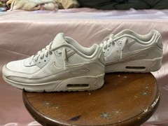Nike Air Max 90 White Leather Low Top Lace-Up Sneaker Youth 5.5Y CD6864-100