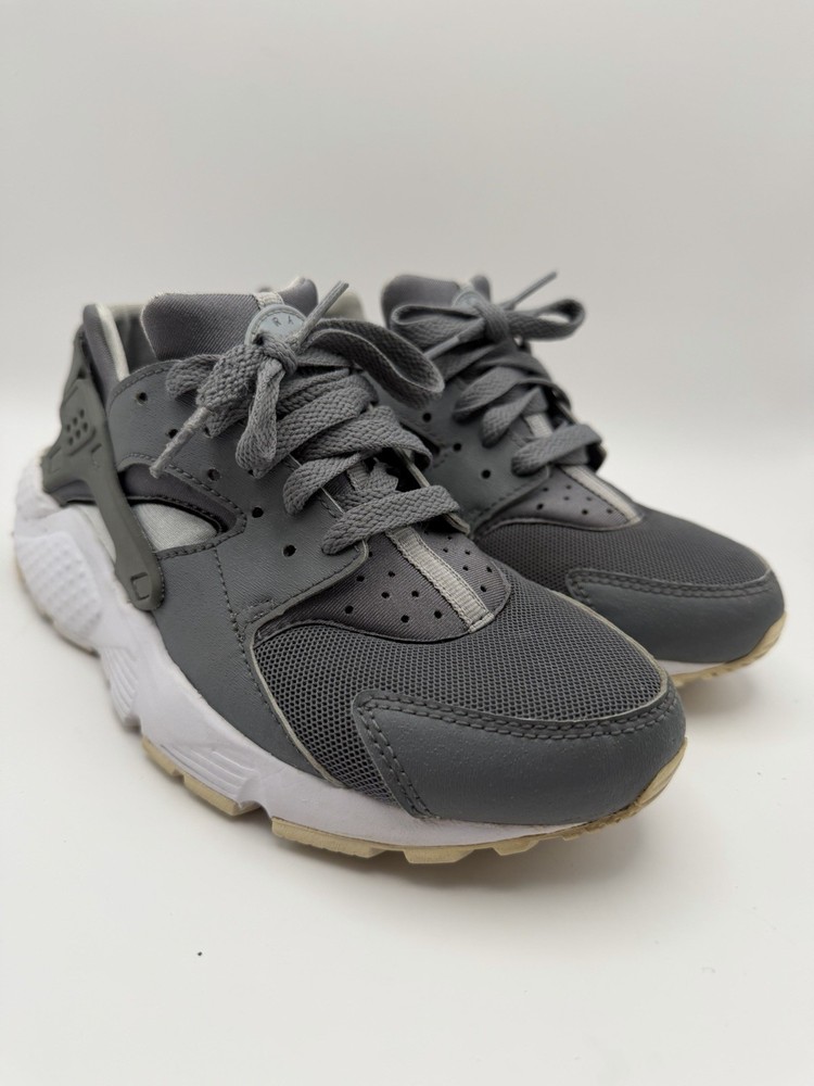 Nike Air Huarache Run GS Gray White Sneakers Youth Size 4.5Y Boys Girls Running