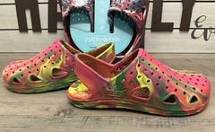LOT TOTES Everywear Colorful Active Clog Kids Sandal Summer Play Shoe Slip On NW