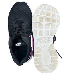 Nike Tanjun GS Black Hyper Pink Mesh Running Shoes 818381-011 Youth Size 4Y EUC
