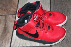 Nike Team Hustle D9 PS ‚University Red‘ AQ4225-600C 10.5 C