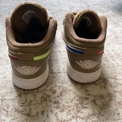 Jordan 1 Low Utility Teddy Bear Sneaker (GS) DO2233-264 Size 6.5Y