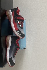 Stride Rite Made 2 Play Kids Sneakers Light Up Black Red White Gray Size 10M