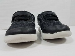 Nike Kids Flex Contact Size 5C Black Gray Assist Hook and Loop Closure