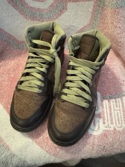 Size 5Y – Air Jordan 1 High Velvet Brown
