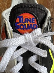 Nike LeBron 18 Space Jam Shoes Bugs Vs Marvin Kids Size 6.5 Youth