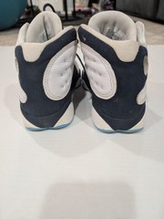 Size 5 (GS) – Jordan 13 Retro Mid Obsidian 2021