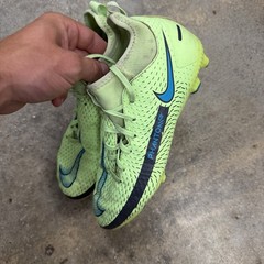 Nike Phantom GT Academy FG/MG Soccer Cleats Youth Size 4.5Y Green CW6694-303