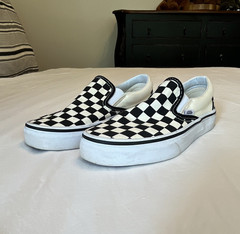Vans Classic Slip-On Checkerboard Canvas Slip-On Low Top Kids US 6.5