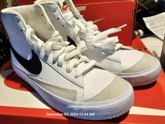 Nike Blazer Mid ’77 (GS) White / Black Orange DA4086-100 Size 6.5Y