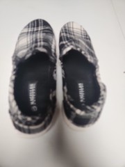 Magellan Black & White Plaid Shoes Size 7 B.