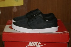 Youth Kids Nike SB Stefan Janoski Sz 4 Y (855922 001) Black White Shoes