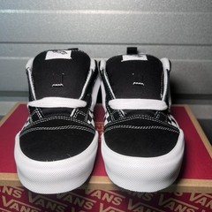 Vans Knu Skool Checkerboard Black White VN000D2TBPB GS Size 5Y Kids Brand New!