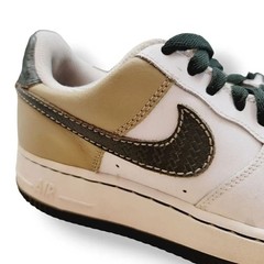 Vintage Y2K Nike Air Force 1 ’07 White Dark Army Green Tweed 314192-132 Y5.5/ W7