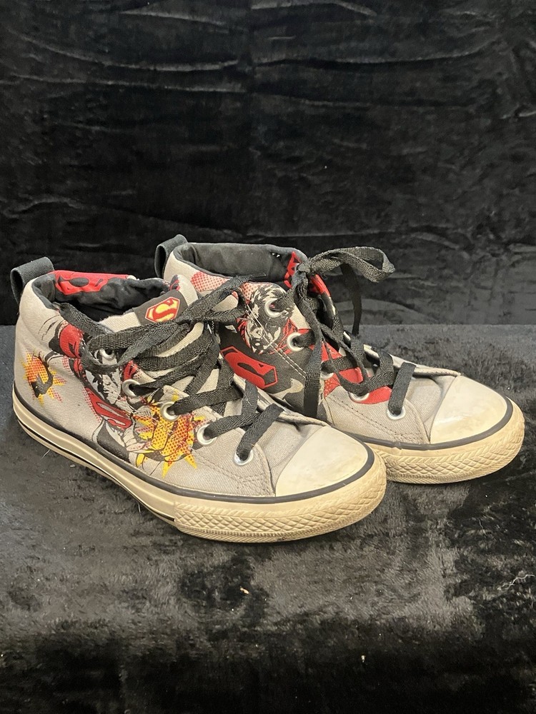 Converse All Star Hi Chuck Taylor Superman Edition, Junior Size 3 Pre-Owned