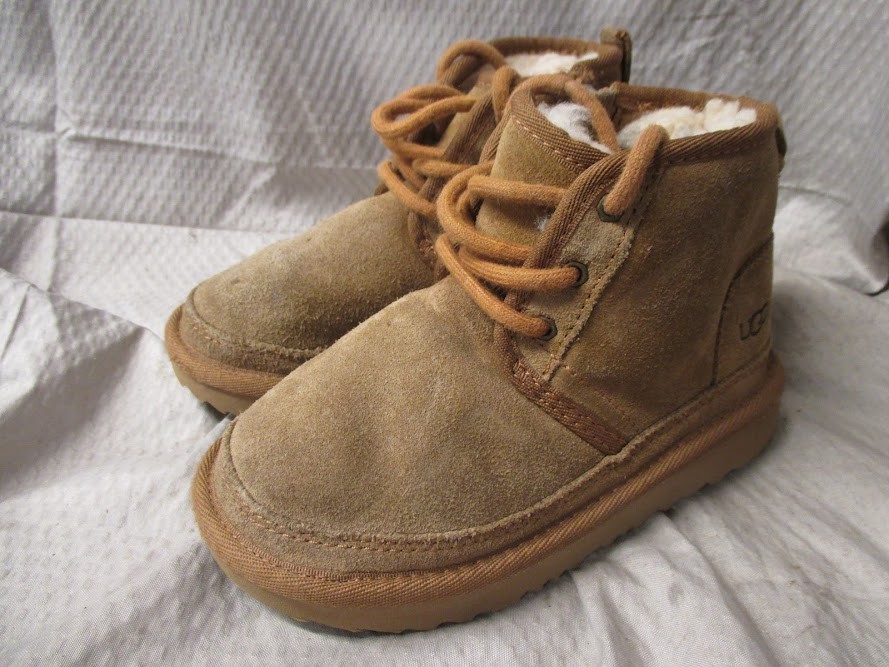 UGG Australia Neumel II Suede Boots | Kid’s Size 10