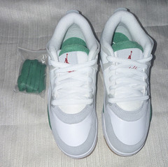 Nike Air Jordan 4 RM (GS) White/Green/Gum Leather Low Top Youth 6.5Y FQ7928-103
