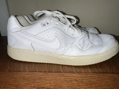 NIKE Son of Force Low “Triple White” Girls’ Size 7 Y ~ EUC