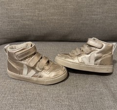 Veja V-10 Mid Sneakers Kids Size 9.5 US 26 EUR Gold Leather