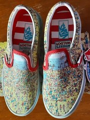 NIB Vans X Where’s Waldo? Classic Slip On Shoes Kids/Youth Size 2