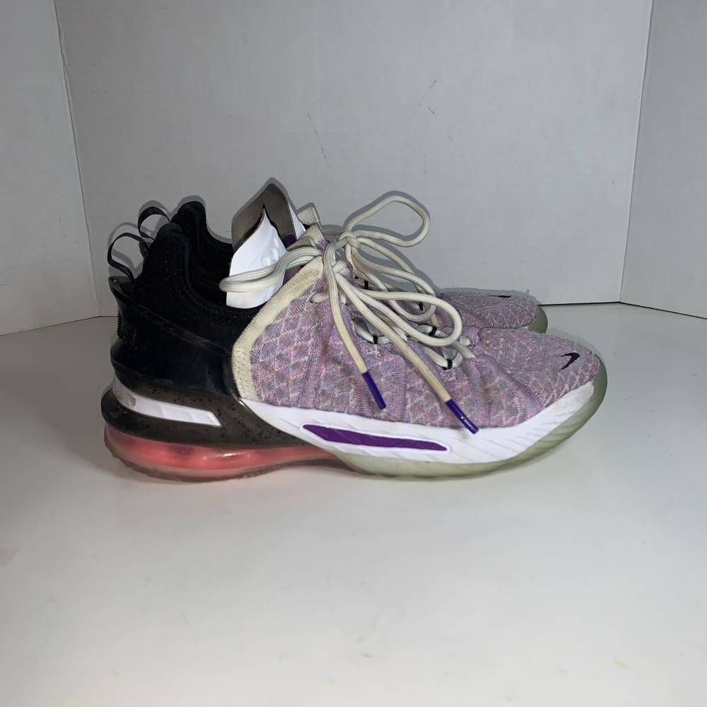 Nike LeBron XVIII 18 Graffiti Basketball Shoes CW2760-900 GS Youth Size 5.5Y 203