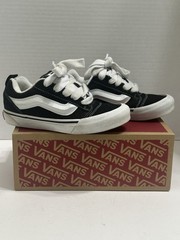 Vans Knu Skool Kids Black White US KIDS Size 2.0 Classic Skate in Original Box