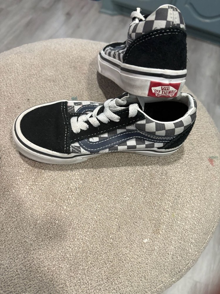Vans Old Skool Checkerboard Kids Skate Shoes Youth Size 12 Classic Sneakers