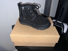 ugg boots kids size 10