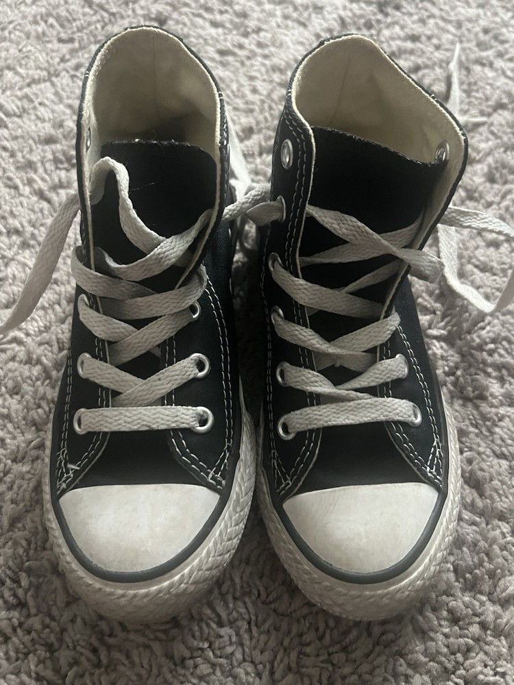 Converse Chuck Taylor All Star Unisex Kids High Top Sneakers US 11 EU 28