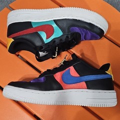 NBA x NIKE AIR FORCE 1 LV8 EMB GS) (DN4178 001) Size 4Y (Women’s 5.5) EUC