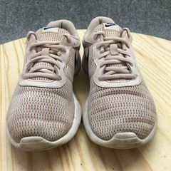 Nike Shoes Youth 6 Tanjun Running Sneakers Pink Lace Up Comfort Low 818384-600