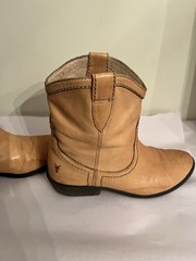 Frye Boots Carson Shortie Boy Size 3 Tan Leather Pull On Ankle Boots kids boots