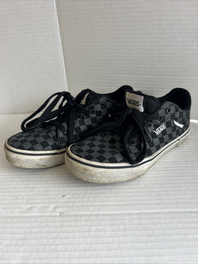 Vans Classic Checkerboard Lace Up Sneakers Boys 3 1/2