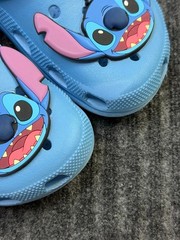 Crocs Disney Stitch Classic Clogs Blue Kids Size J5 Lilo & Stitch Character Shoe